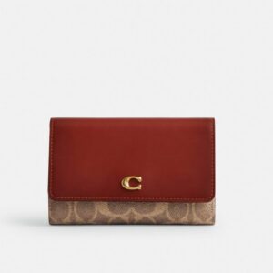 Coach Essential Medium Wallet